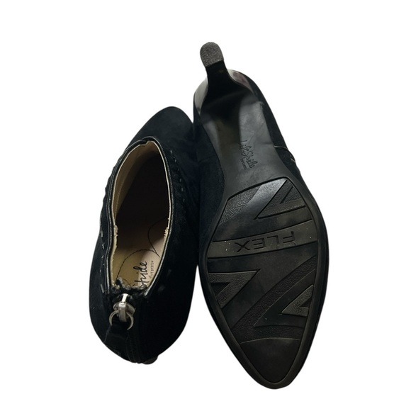 Life Stride Flex Suede Black Ankle Boots - Picture 4 of 4